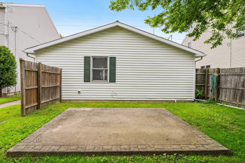1214 2nd Street, Port Clinton, 43452, 2 Bedrooms Bedrooms, ,1 BathroomBathrooms,Residential,For Sale,2nd,20251900