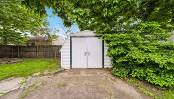 1214 2nd Street, Port Clinton, 43452, 2 Bedrooms Bedrooms, ,1 BathroomBathrooms,Residential,For Sale,2nd,20251900