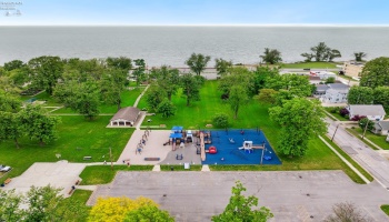 1214 2nd Street, Port Clinton, 43452, 2 Bedrooms Bedrooms, ,1 BathroomBathrooms,Residential,For Sale,2nd,20251900