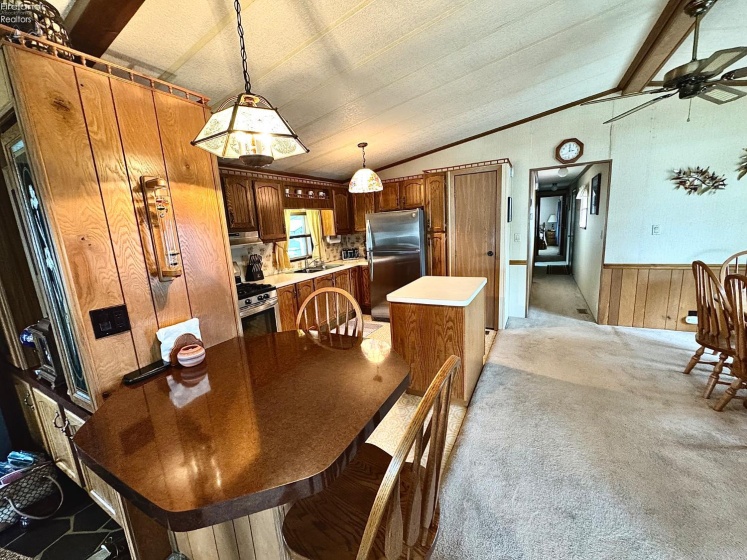 1550 Starboard Avenue, Port Clinton, 43452, 2 Bedrooms Bedrooms, ,2 BathroomsBathrooms,Residential,For Sale,Starboard,20251931