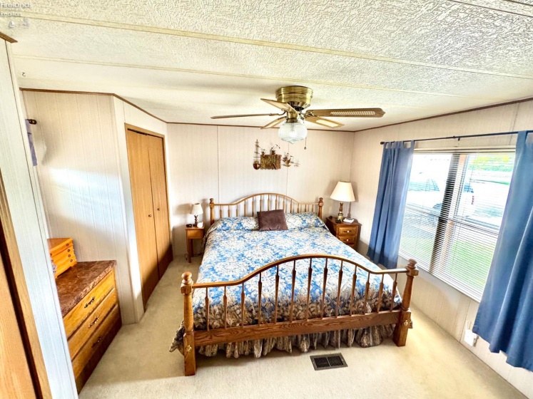 1550 Starboard Avenue, Port Clinton, 43452, 2 Bedrooms Bedrooms, ,2 BathroomsBathrooms,Residential,For Sale,Starboard,20251931