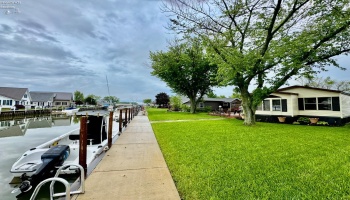 1550 Starboard Avenue, Port Clinton, 43452, 2 Bedrooms Bedrooms, ,2 BathroomsBathrooms,Residential,For Sale,Starboard,20251931