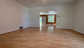 427 Clover Street, Fremont, 43420, 3 Bedrooms Bedrooms, ,1 BathroomBathrooms,Residential,For Sale,Clover,20251853 427 Clover Street, Fremont, 43420, 3 Bedrooms Bedrooms, ,1 BathroomBathrooms,Residential,For Sale,Clover,20251853