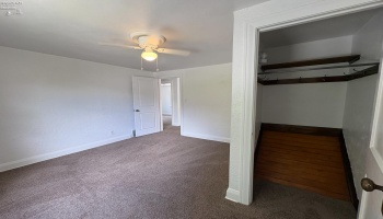 427 Clover Street, Fremont, 43420, 3 Bedrooms Bedrooms, ,1 BathroomBathrooms,Residential,For Sale,Clover,20251853 427 Clover Street, Fremont, 43420, 3 Bedrooms Bedrooms, ,1 BathroomBathrooms,Residential,For Sale,Clover,20251853