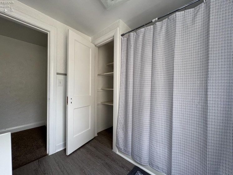 427 Clover Street, Fremont, 43420, 3 Bedrooms Bedrooms, ,1 BathroomBathrooms,Residential,For Sale,Clover,20251853