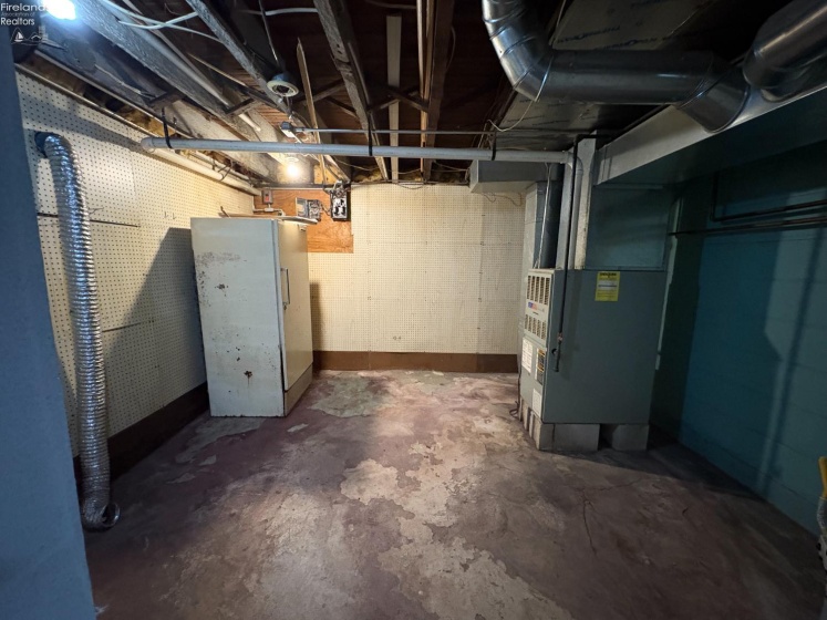 427 Clover Street, Fremont, 43420, 3 Bedrooms Bedrooms, ,1 BathroomBathrooms,Residential,For Sale,Clover,20251853