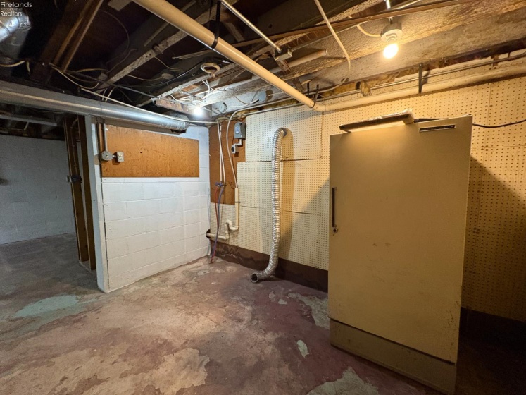 427 Clover Street, Fremont, 43420, 3 Bedrooms Bedrooms, ,1 BathroomBathrooms,Residential,For Sale,Clover,20251853