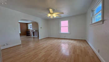 427 Clover Street, Fremont, 43420, 3 Bedrooms Bedrooms, ,1 BathroomBathrooms,Residential,For Sale,Clover,20251853 427 Clover Street, Fremont, 43420, 3 Bedrooms Bedrooms, ,1 BathroomBathrooms,Residential,For Sale,Clover,20251853