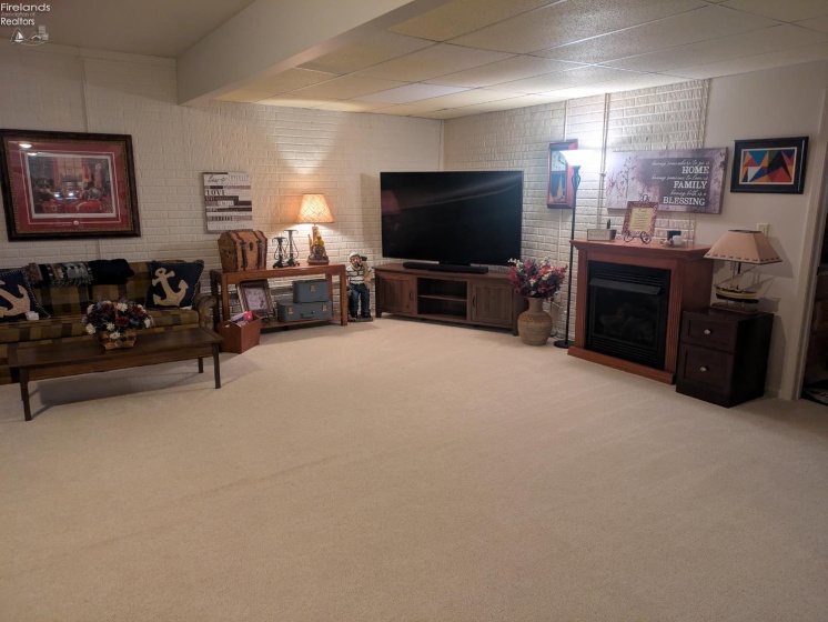 508 Snowy Egret Drive, Huron, 44839, 5 Bedrooms Bedrooms, ,5 BathroomsBathrooms,Residential,For Sale,Snowy Egret,20251885