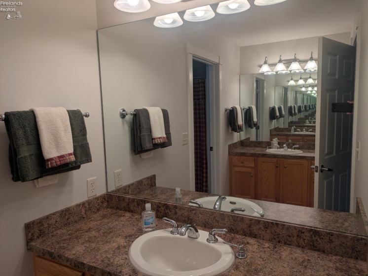 508 Snowy Egret Drive, Huron, 44839, 5 Bedrooms Bedrooms, ,5 BathroomsBathrooms,Residential,For Sale,Snowy Egret,20251885