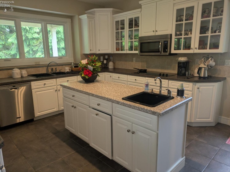 508 Snowy Egret Drive, Huron, 44839, 5 Bedrooms Bedrooms, ,5 BathroomsBathrooms,Residential,For Sale,Snowy Egret,20251885