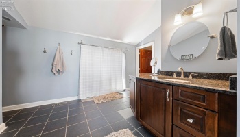 503 Lakeshore, Port Clinton, 43452, 2 Bedrooms Bedrooms, ,2 BathroomsBathrooms,Residential,For Sale,Lakeshore,20251883