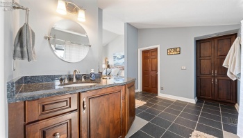 503 Lakeshore, Port Clinton, 43452, 2 Bedrooms Bedrooms, ,2 BathroomsBathrooms,Residential,For Sale,Lakeshore,20251883