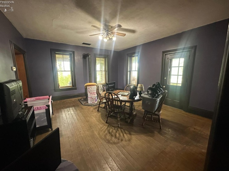 3402 County Road 62, Green Springs, 44836, 4 Bedrooms Bedrooms, ,1 BathroomBathrooms,Residential,For Sale,County Road 62,20251937