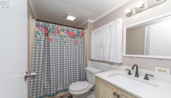 1203 Chateau Court, Findlay, 45840, 3 Bedrooms Bedrooms, ,2 BathroomsBathrooms,Residential,For Sale,Chateau,20251953