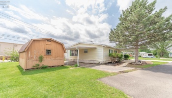 1203 Chateau Court, Findlay, 45840, 3 Bedrooms Bedrooms, ,2 BathroomsBathrooms,Residential,For Sale,Chateau,20251953