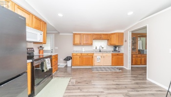 1203 Chateau Court, Findlay, 45840, 3 Bedrooms Bedrooms, ,2 BathroomsBathrooms,Residential,For Sale,Chateau,20251953