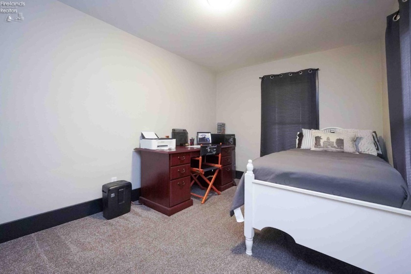 498 Market Street, Tiffin, 44883, 2 Bedrooms Bedrooms, ,2 BathroomsBathrooms,Residential,For Sale,Market,20251827