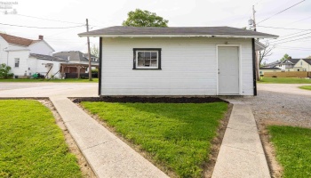 498 Market Street, Tiffin, 44883, 2 Bedrooms Bedrooms, ,2 BathroomsBathrooms,Residential,For Sale,Market,20251827