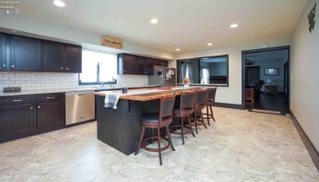 498 Market Street, Tiffin, 44883, 2 Bedrooms Bedrooms, ,2 BathroomsBathrooms,Residential,For Sale,Market,20251827