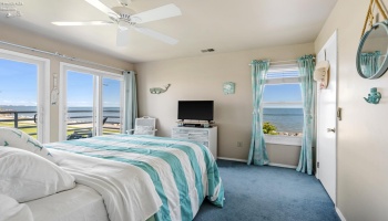 326 Clinton Reef Drive, Port Clinton, 43452, 1 Bedroom Bedrooms, ,1 BathroomBathrooms,Residential,For Sale,Clinton Reef,20251940