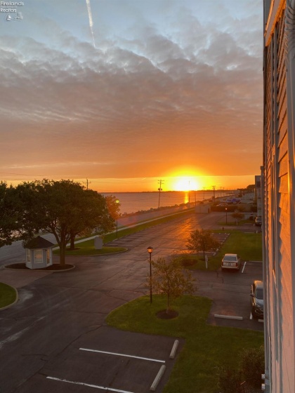 326 Clinton Reef Drive, Port Clinton, 43452, 1 Bedroom Bedrooms, ,1 BathroomBathrooms,Residential,For Sale,Clinton Reef,20251940