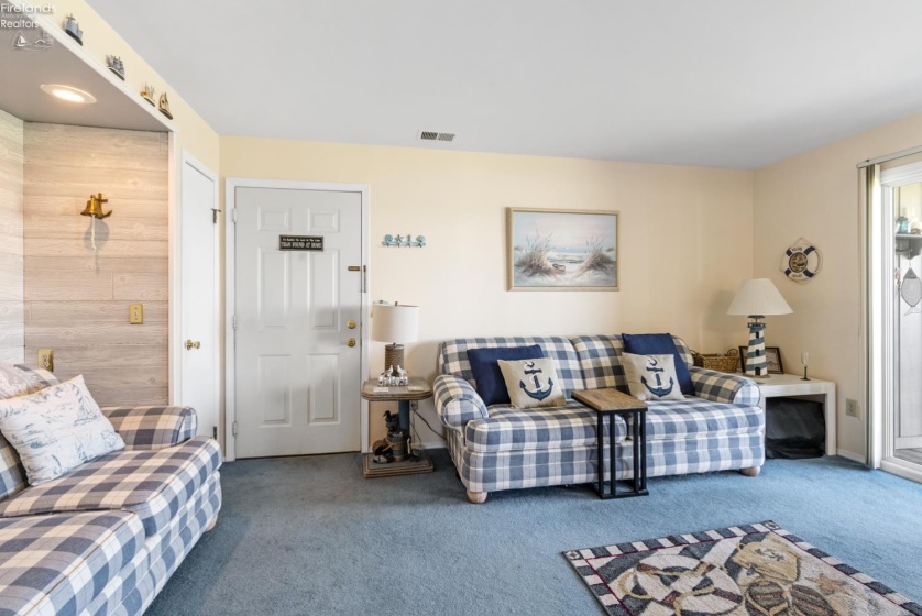 326 Clinton Reef Drive, Port Clinton, 43452, 1 Bedroom Bedrooms, ,1 BathroomBathrooms,Residential,For Sale,Clinton Reef,20251940