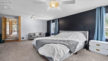 417 Harrison Street, Port Clinton, 43452, 3 Bedrooms Bedrooms, ,2 BathroomsBathrooms,Residential,For Sale,Harrison,20251848