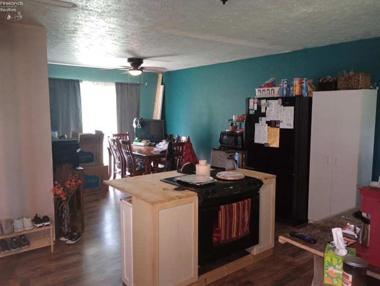 2388 County Road 256, Vickery, 43464, 3 Bedrooms Bedrooms, ,1 BathroomBathrooms,Residential,For Sale,County Road 256,20251924