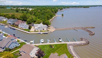 2170 Dorchester Drive, Marblehead, 43440, 4 Bedrooms Bedrooms, ,5 BathroomsBathrooms,Residential,For Sale,Dorchester,20251938