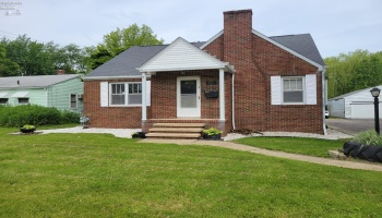 301 Schiller Avenue, Sandusky, 44870, 7 Bedrooms Bedrooms, ,5 BathroomsBathrooms,Residential,For Sale,Schiller,20251747