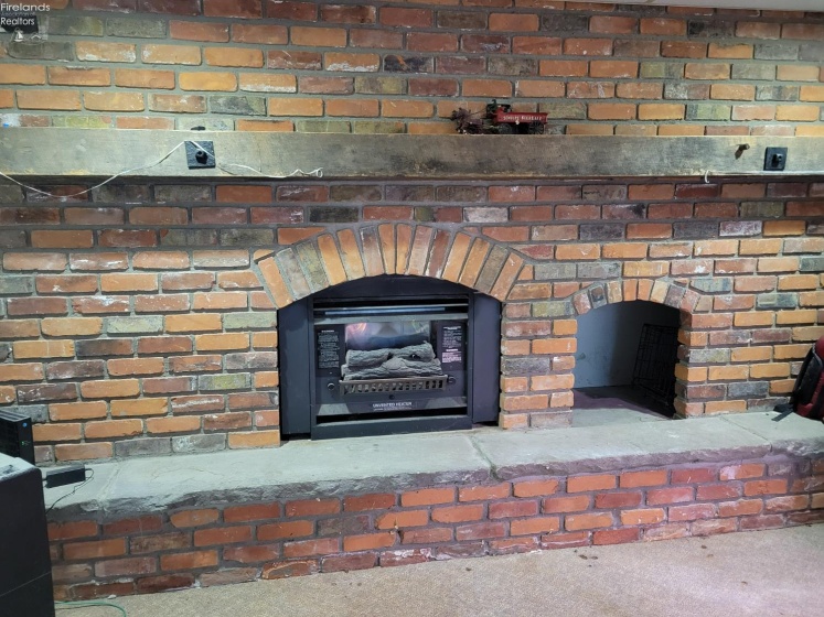 301 Schiller Avenue, Sandusky, 44870, 7 Bedrooms Bedrooms, ,5 BathroomsBathrooms,Residential,For Sale,Schiller,20251747