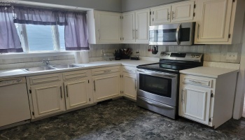 301 Schiller Avenue, Sandusky, 44870, 7 Bedrooms Bedrooms, ,5 BathroomsBathrooms,Residential,For Sale,Schiller,20251747