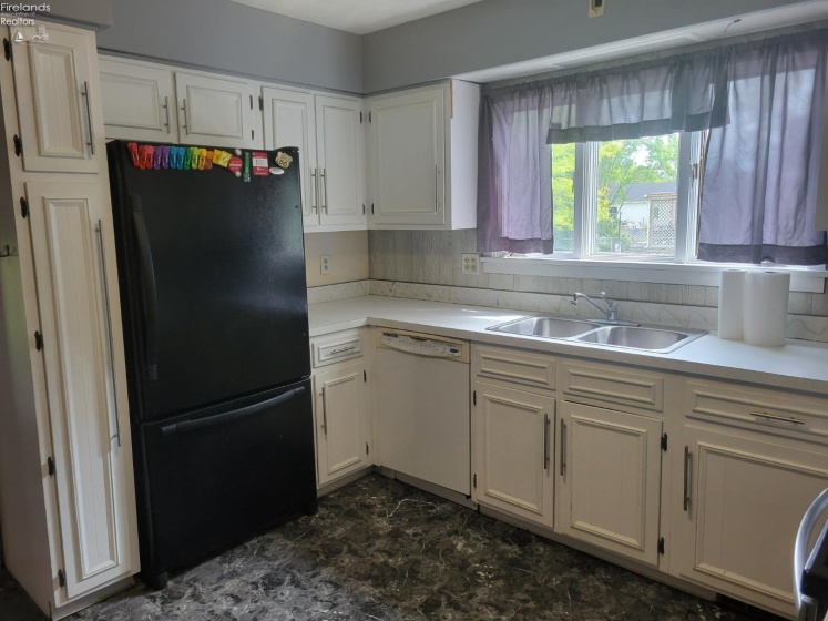 301 Schiller Avenue, Sandusky, 44870, 7 Bedrooms Bedrooms, ,5 BathroomsBathrooms,Residential,For Sale,Schiller,20251747