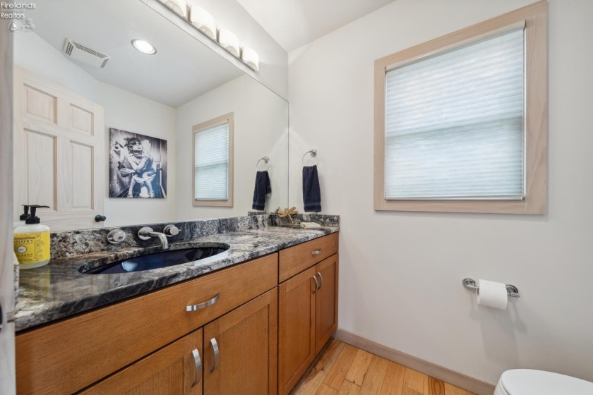 3999 Catawba Road, Port Clinton, 43452, 4 Bedrooms Bedrooms, ,3 BathroomsBathrooms,Residential,For Sale,Catawba,20251965