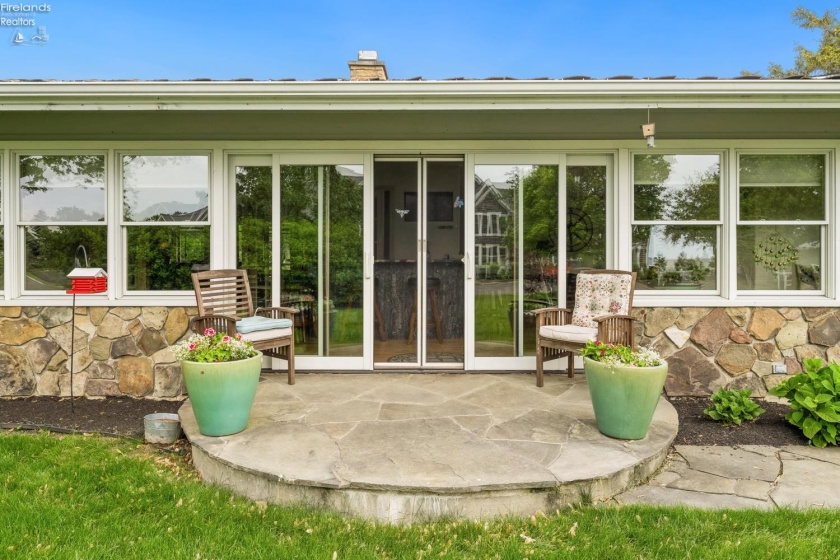 3999 Catawba Road, Port Clinton, 43452, 4 Bedrooms Bedrooms, ,3 BathroomsBathrooms,Residential,For Sale,Catawba,20251965