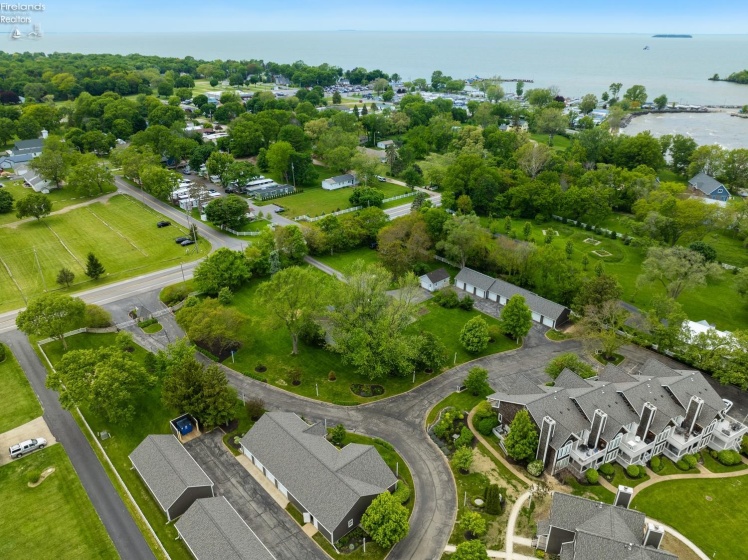 3999 Catawba Road, Port Clinton, 43452, 4 Bedrooms Bedrooms, ,3 BathroomsBathrooms,Residential,For Sale,Catawba,20251965