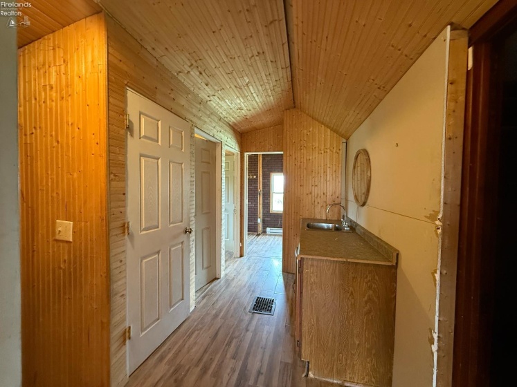 Landing area upstairs and bathroom area