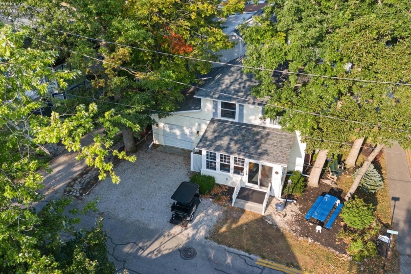 202 Plum Avenue, Lakeside, 43440, 5 Bedrooms Bedrooms, ,3 BathroomsBathrooms,Residential,For Sale,Plum,20251982