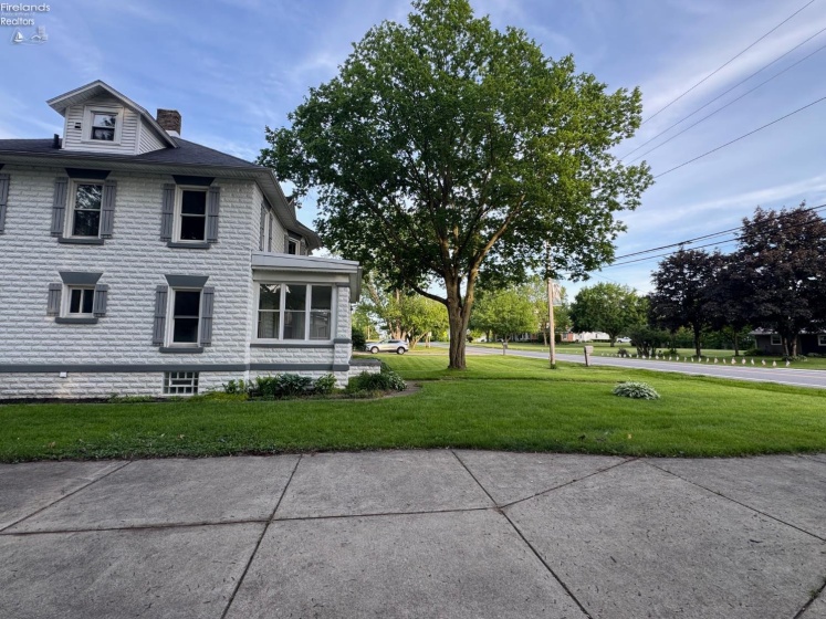 2015 Main Street, Milan, 44846, 3 Bedrooms Bedrooms, ,2 BathroomsBathrooms,Residential,For Sale,Main,20251956