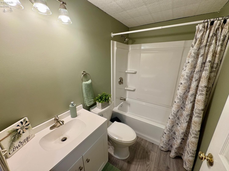 101 Pennington Drive, Sycamore, 44882, 3 Bedrooms Bedrooms, ,2 BathroomsBathrooms,Residential,For Sale,Pennington,20251984
