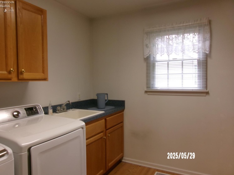 80 Brookside Drive, Oak Harbor, 43449, 3 Bedrooms Bedrooms, ,3 BathroomsBathrooms,Residential,For Sale,Brookside,20251987