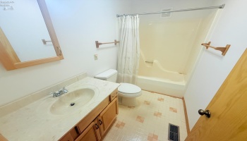 9343 Bayshore Road, Marblehead, 43440, 3 Bedrooms Bedrooms, ,2 BathroomsBathrooms,Residential,For Sale,Bayshore,20251981
