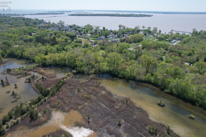 9343 Bayshore Road, Marblehead, 43440, 3 Bedrooms Bedrooms, ,2 BathroomsBathrooms,Residential,For Sale,Bayshore,20251981