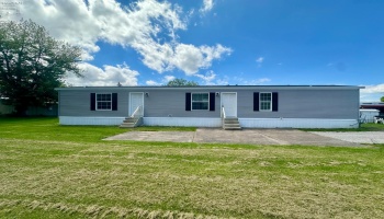 2614 Tiffin Avenue, Sandusky, 44870, 3 Bedrooms Bedrooms, ,2 BathroomsBathrooms,Residential,For Sale,Tiffin,20251978