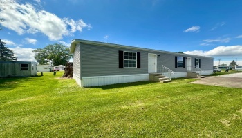 2614 Tiffin Avenue, Sandusky, 44870, 3 Bedrooms Bedrooms, ,2 BathroomsBathrooms,Residential,For Sale,Tiffin,20251978