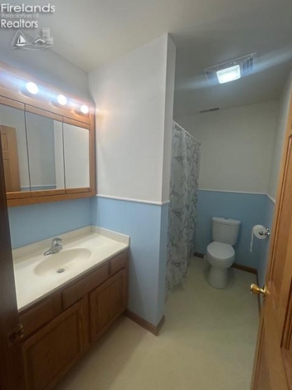201 Heter Street, Bellevue, 44811, 3 Bedrooms Bedrooms, ,3 BathroomsBathrooms,Residential,For Sale,Heter,20251942