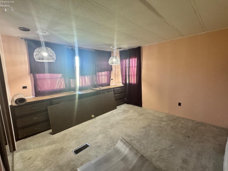 139 Rathbun, Marblehead, 43440, 2 Bedrooms Bedrooms, ,1 BathroomBathrooms,Residential,For Sale,Rathbun,20251581