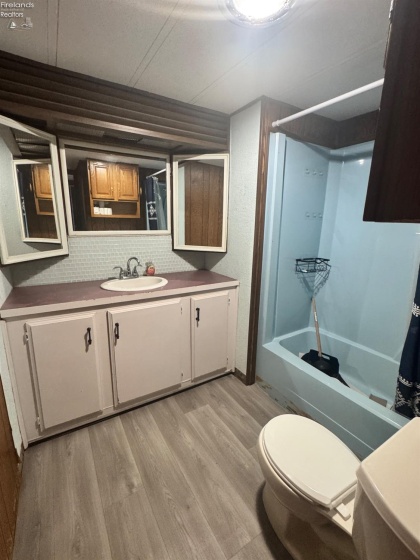 139 Rathbun, Marblehead, 43440, 2 Bedrooms Bedrooms, ,1 BathroomBathrooms,Residential,For Sale,Rathbun,20251581