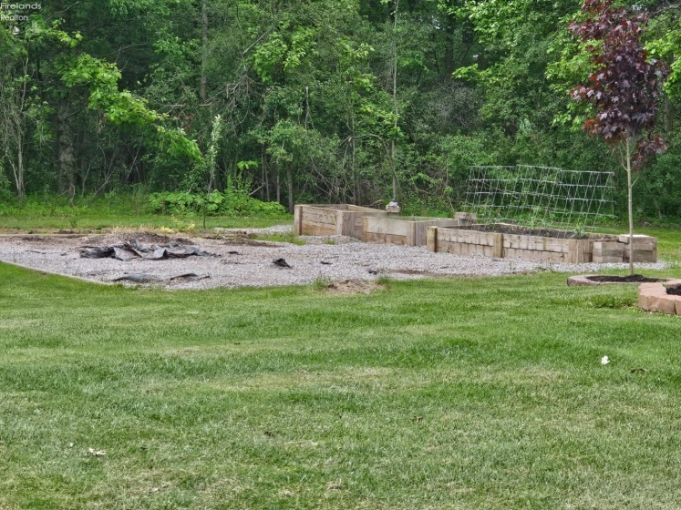 1192 Lakewood Road, Willard, 44890, 4 Bedrooms Bedrooms, ,3 BathroomsBathrooms,Residential,For Sale,Lakewood,20251849